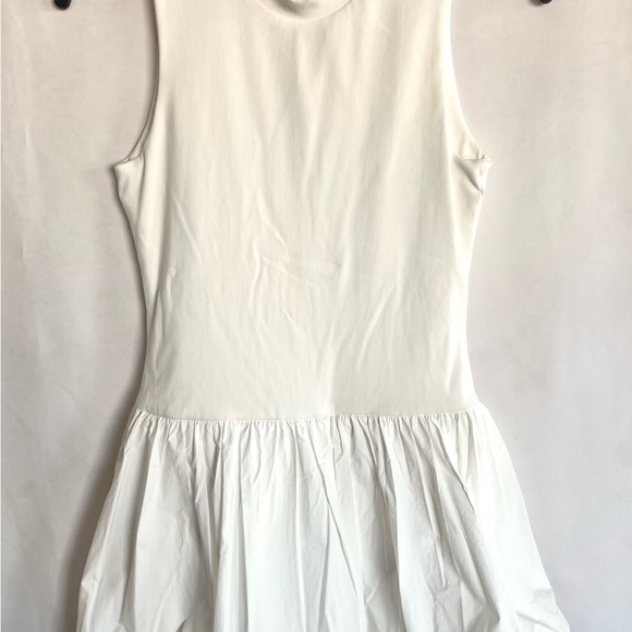 TCEC Sleeveless Knit-To-Woven Bubble Hem Fit-And-Flare Dress - Picture 3 of 9